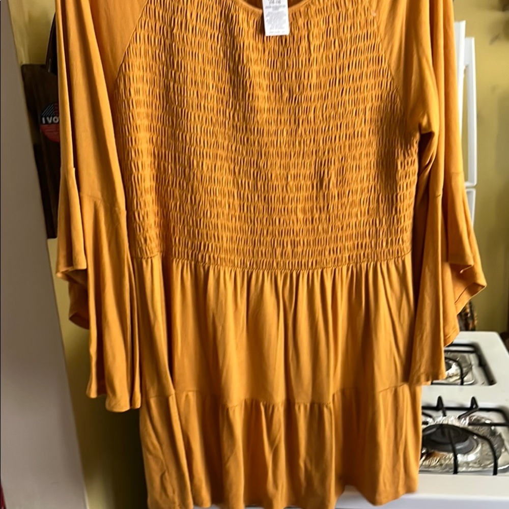 Time and Tru Yellow Tunic with Smocked Bodice and 3/4 Sleeves